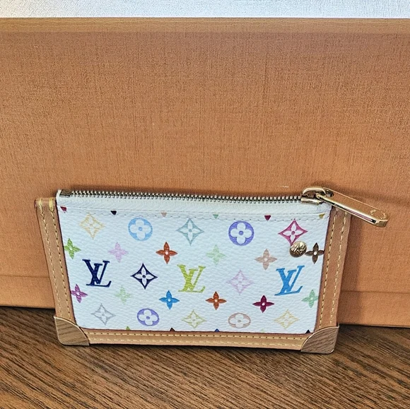☆ MINT☆ Louis Vuitton x Takashi Murakami Multicolor Pochette Cles Blanc - Picture 3 of 13